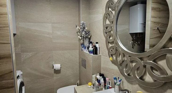 Šestosoban stan | 4zida