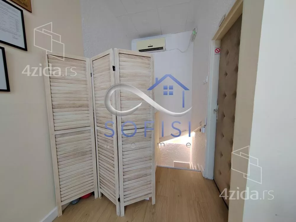 Lokal | 4zida