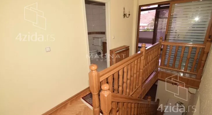 4-etažna kuća | 4zida