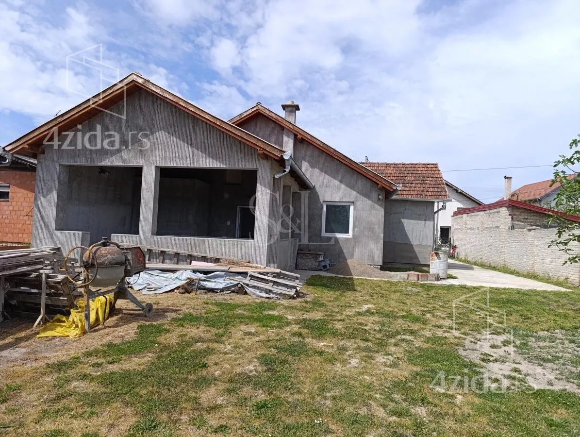 Kuća | 4zida