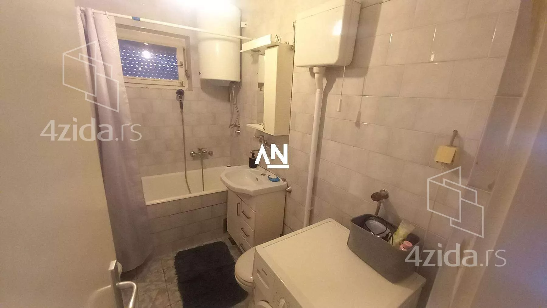 Petosoban stan | 4zida