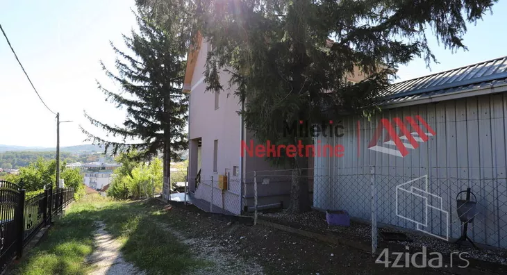 3-etažna kuća | 4zida