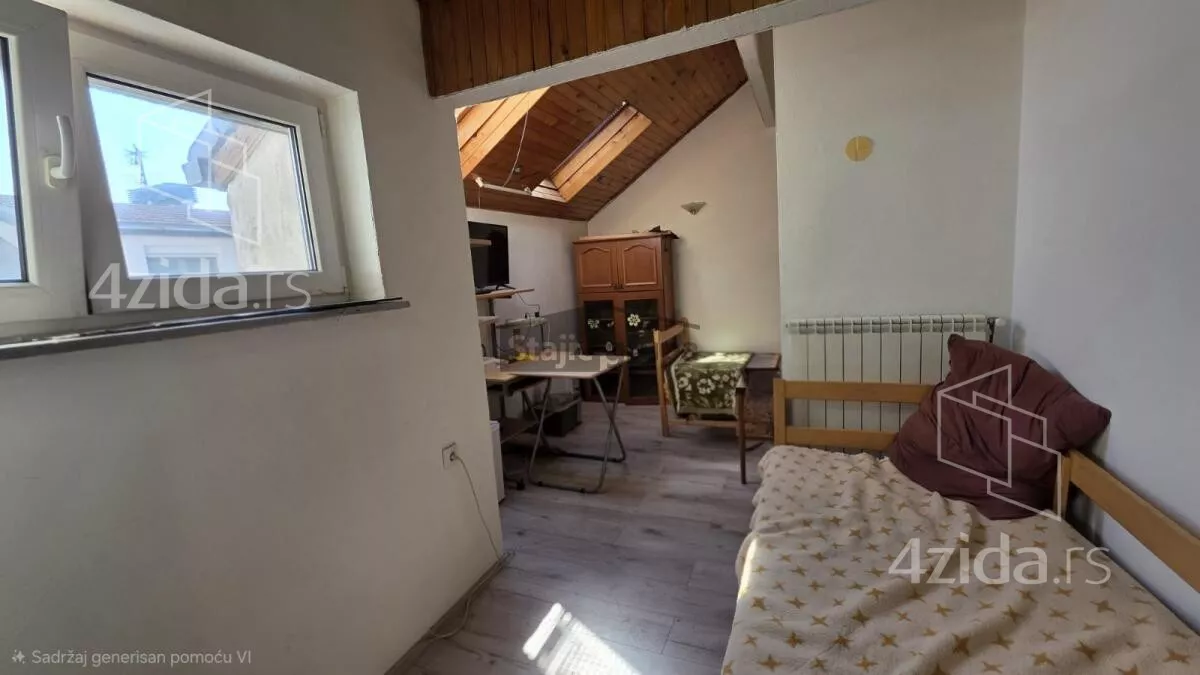 Petosoban stan | 4zida