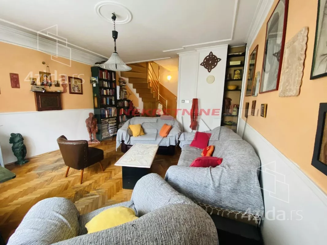 3-etažna kuća | 4zida