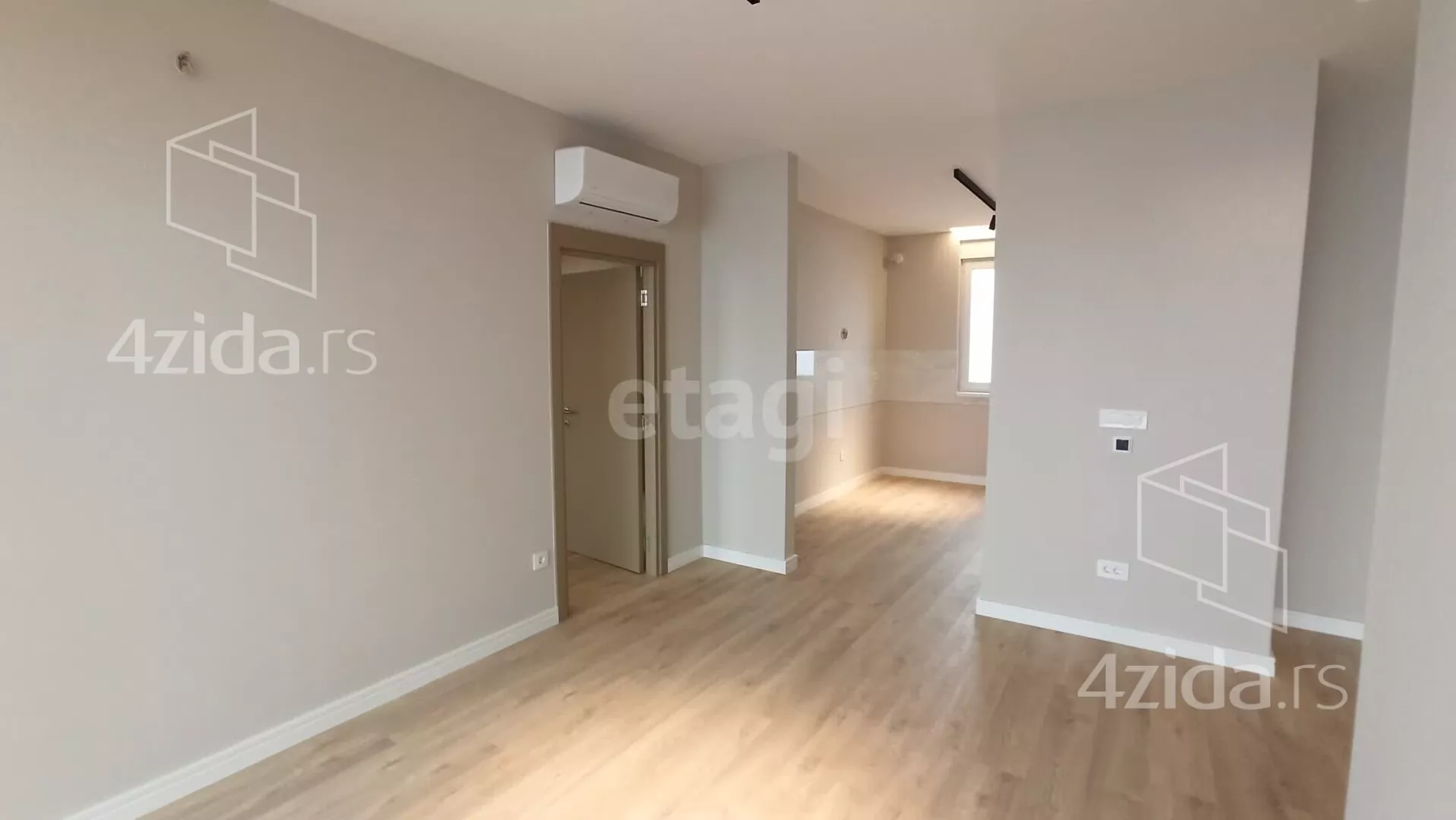 Petosoban stan | 4zida