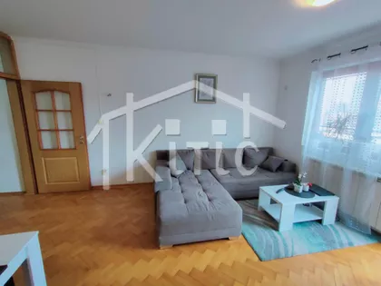 Dom Zdravlja | 4zida.rs