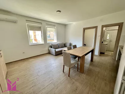 Adamovićevo Naselje | 4zida.rs