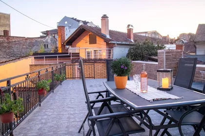 Kneza Lazara | 4zida.rs