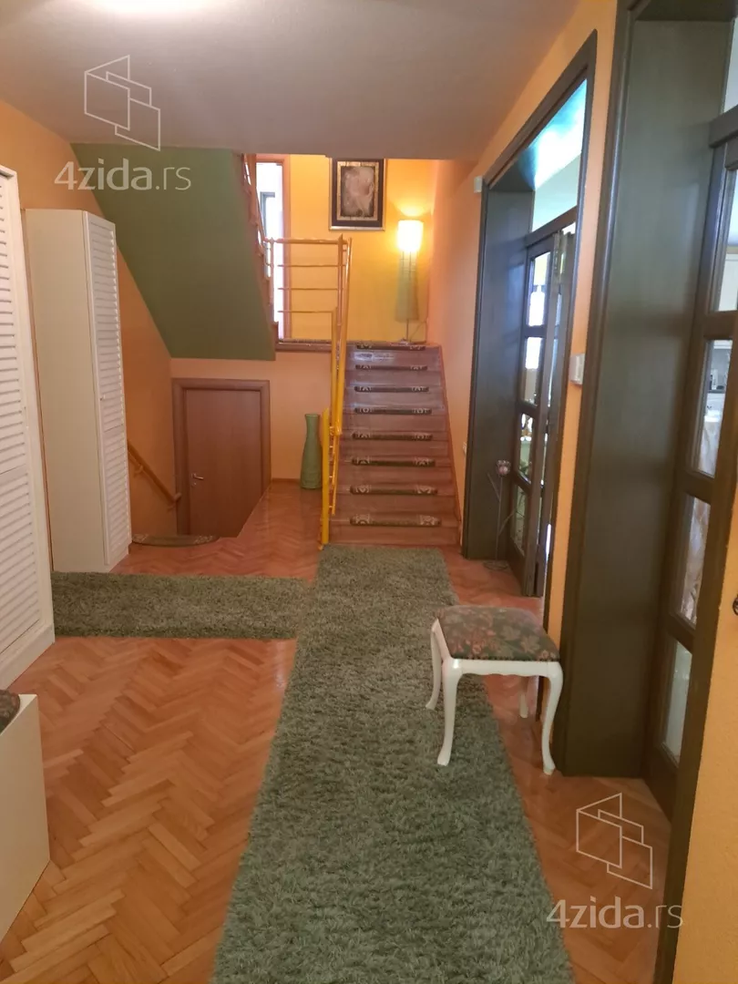 3-etažna kuća | 4zida