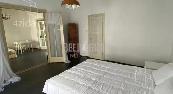 Šestosoban stan | 4zida