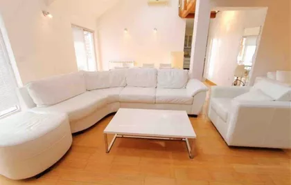 Hilandarska | 4zida.rs