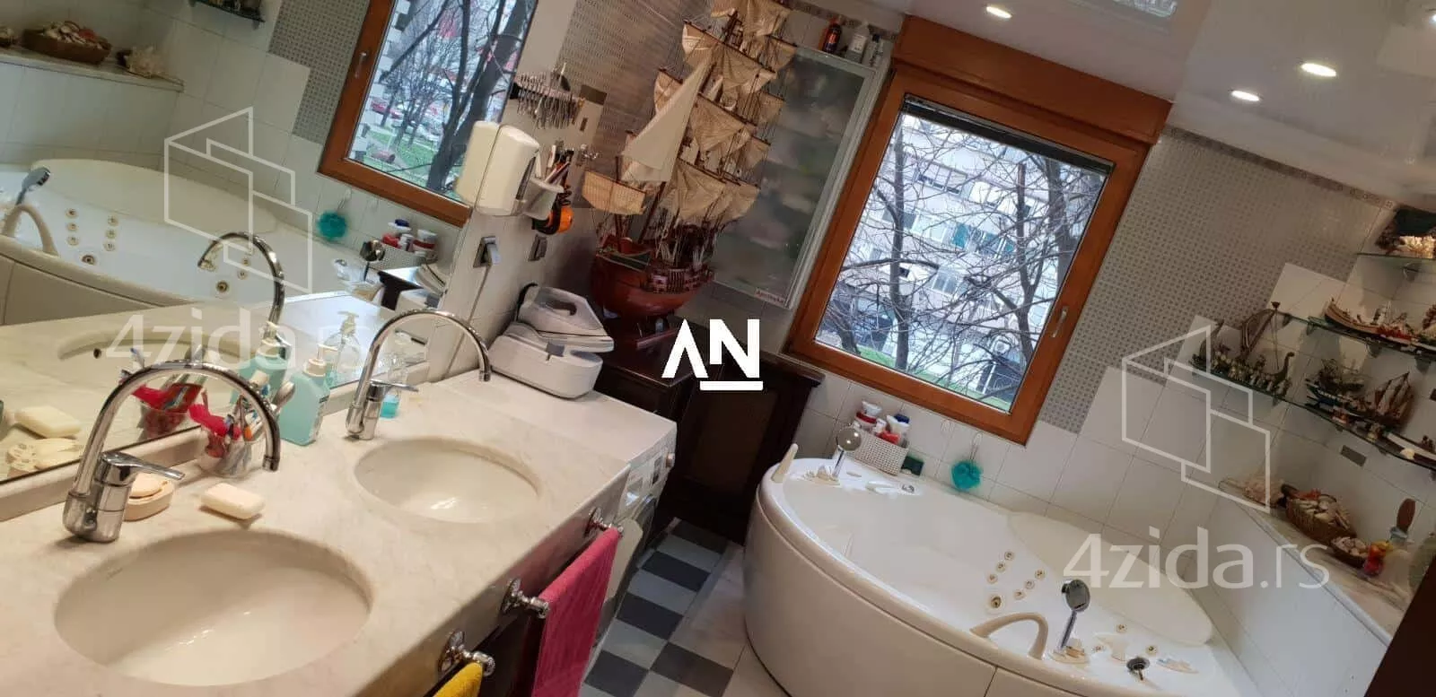 Petosoban stan | 4zida