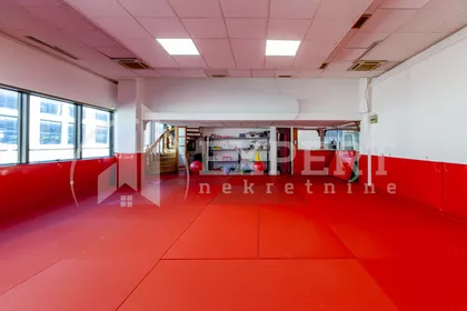 Obrenovićeva | 4zida.rs