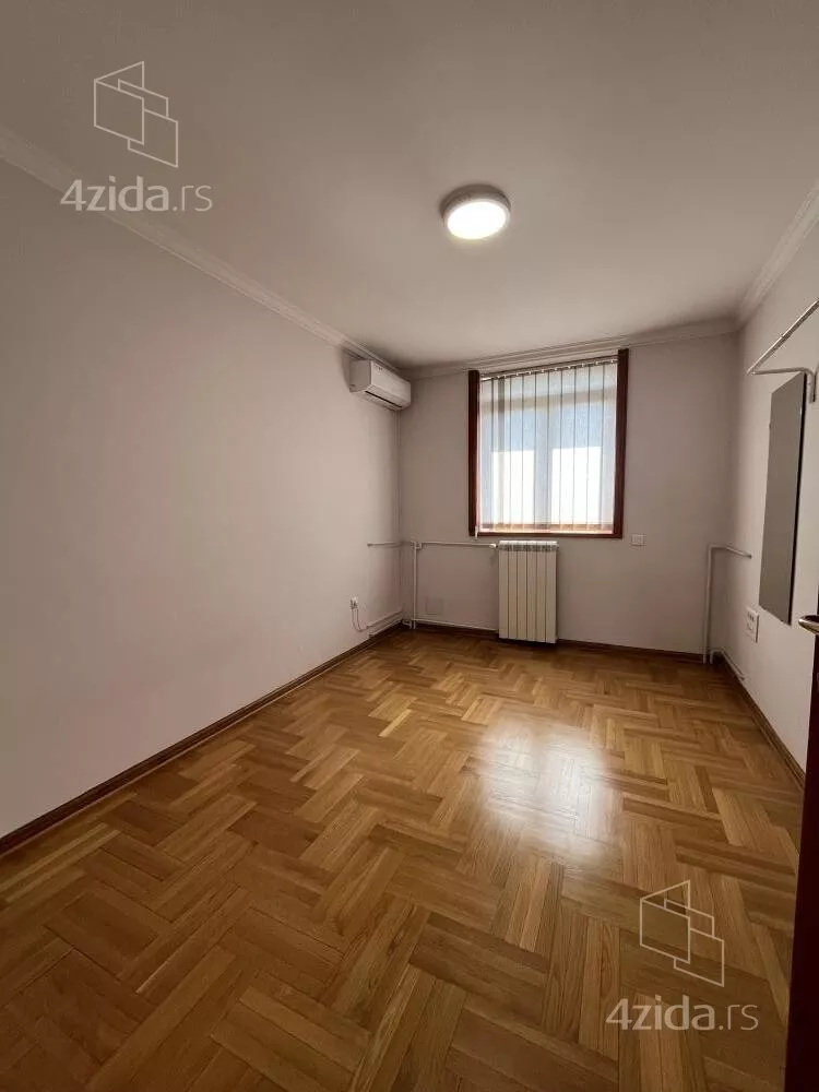 Kancelarija | 4zida