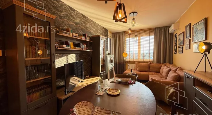 Dvoiposoban stan | 4zida