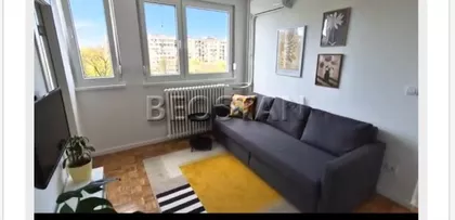 Pariske Komune | 4zida.rs