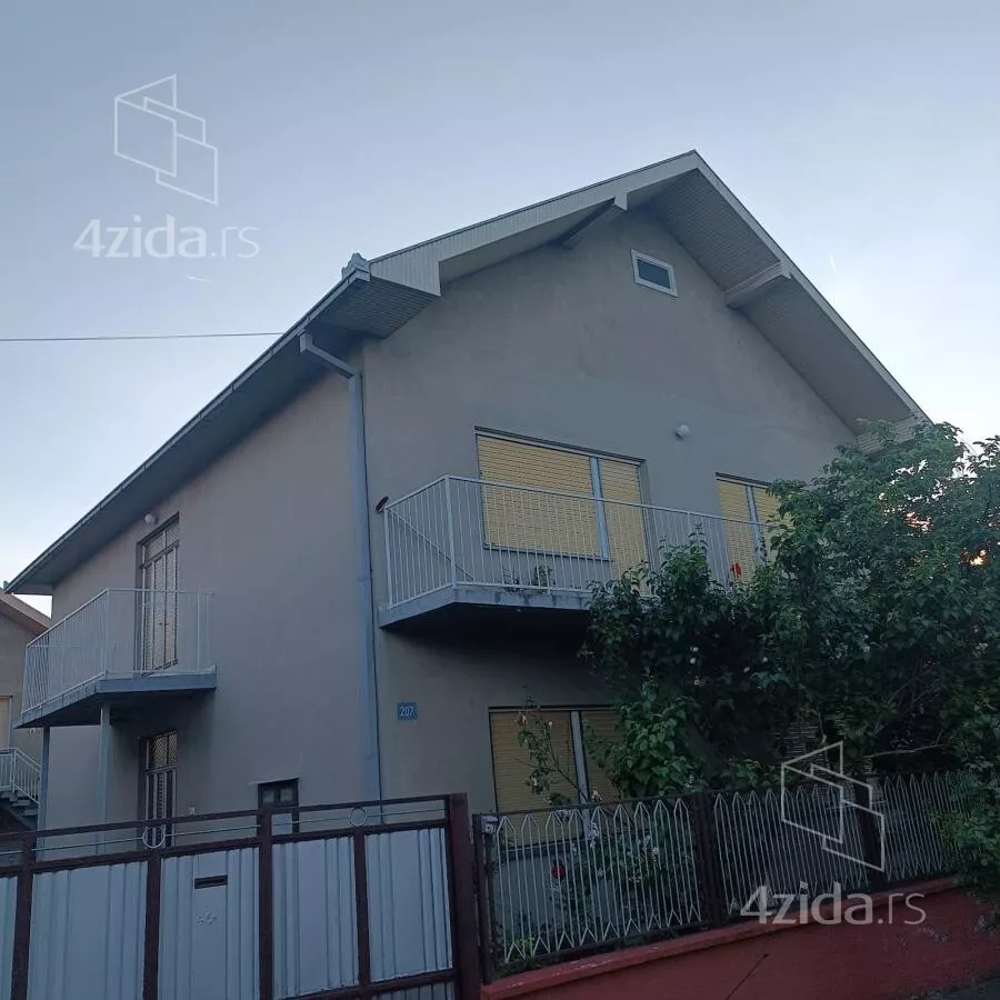 Kuća | 4zida