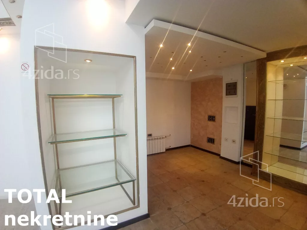 Lokal | 4zida