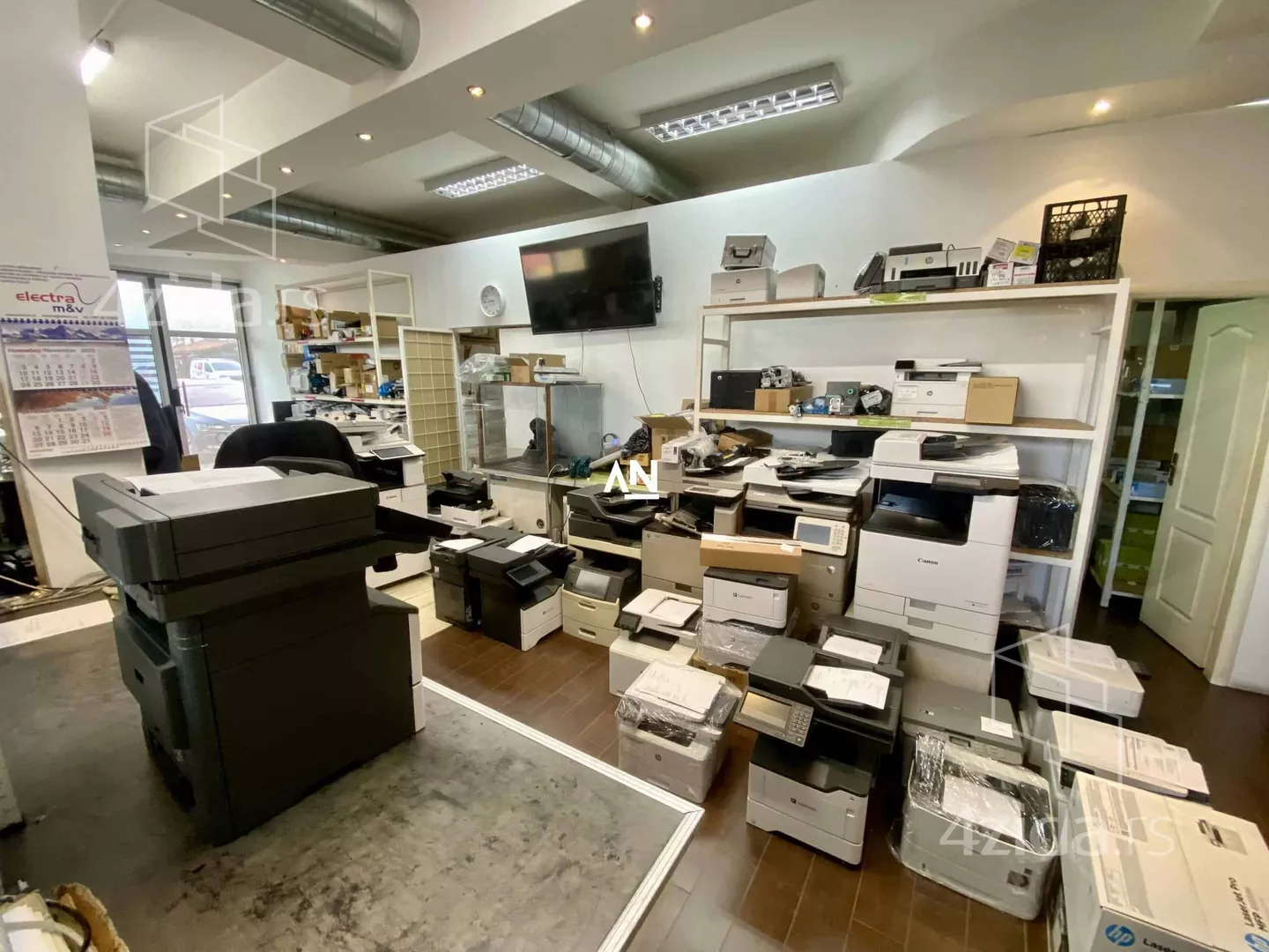 Poslovni prostor | 4zida