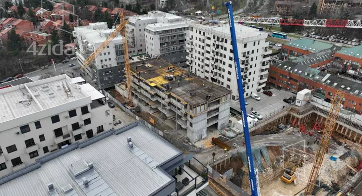 Četvoroiposoban stan | 4zida