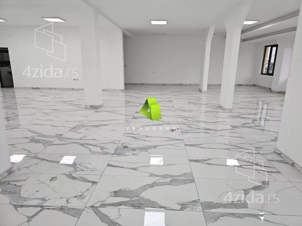 Poslovni prostor | 4zida