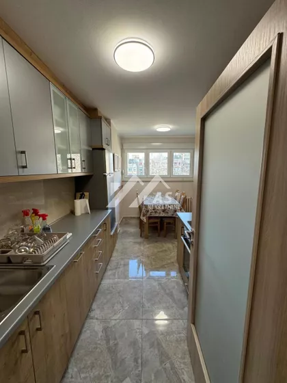 Šekspirova | 4zida.rs