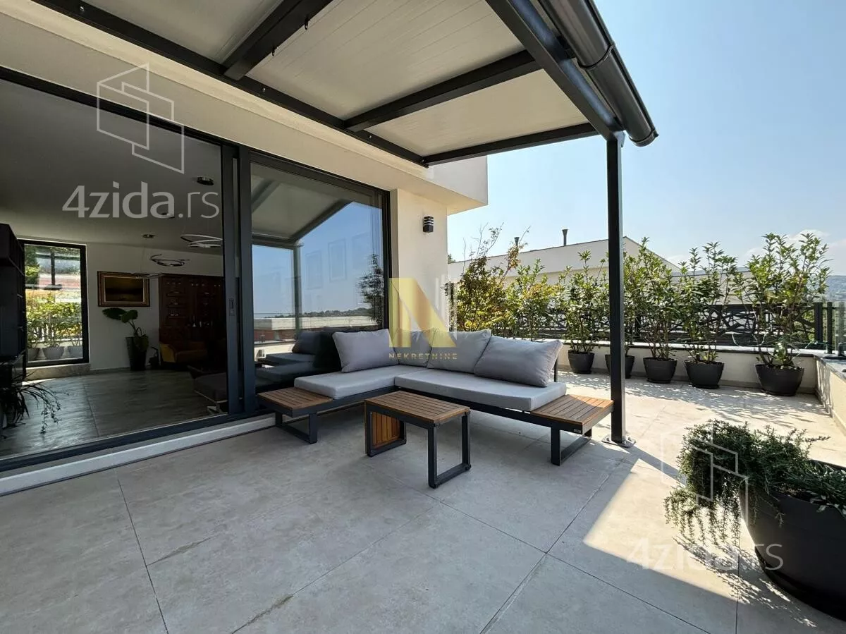 Petosoban stan | 4zida