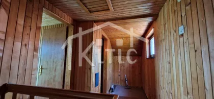 Crveni Krst | 4zida.rs