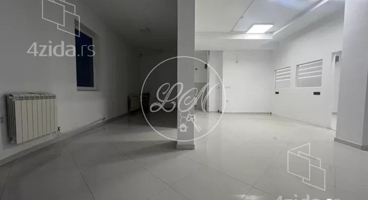 Lokal | 4zida