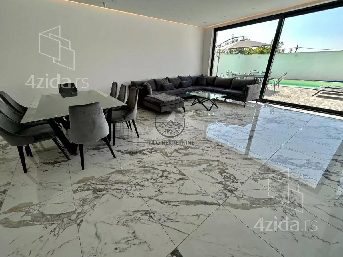 Kuća | 4zida
