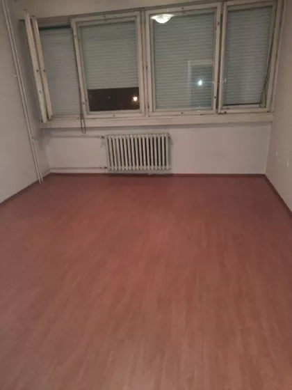 Ustanička | 4zida.rs
