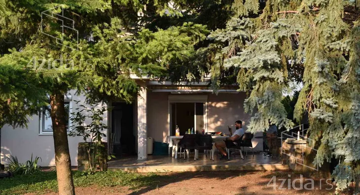 Turistički objekat | 4zida