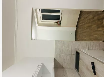 Vase Čarapića 3 | 4zida.rs