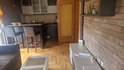 Nemanjina 24 | 4zida.rs
