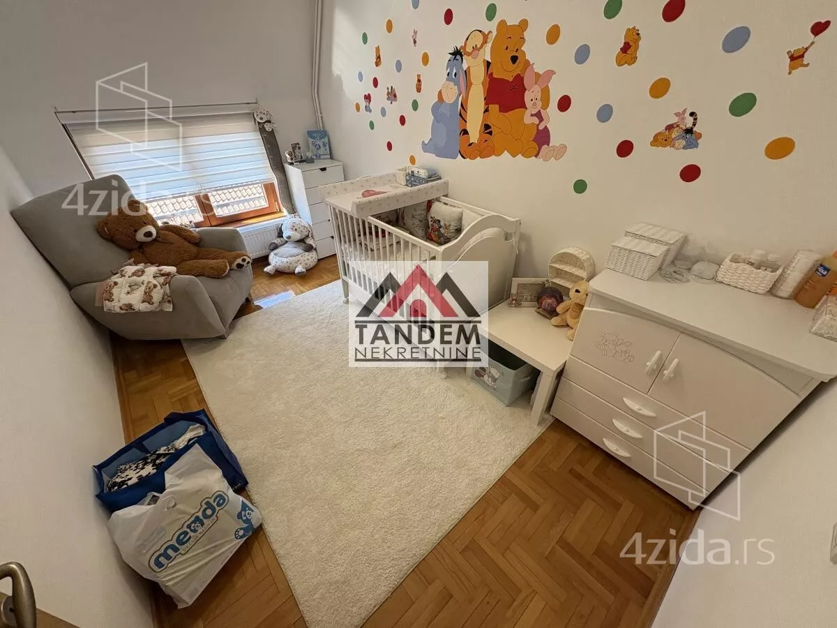 Četvorosoban stan | 4zida