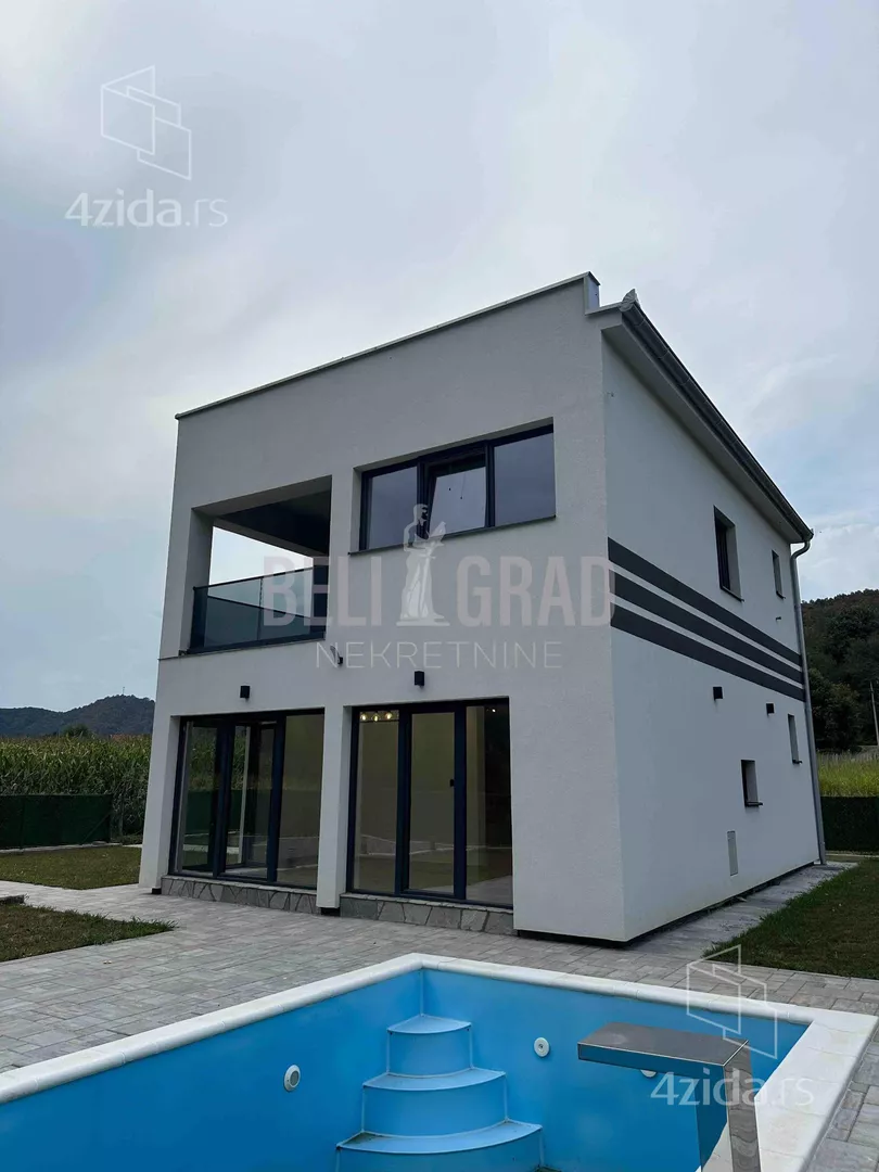 Kuća | 4zida