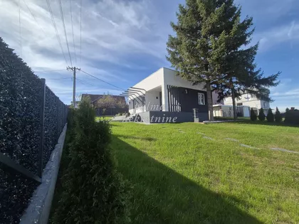 Korićani | 4zida.rs