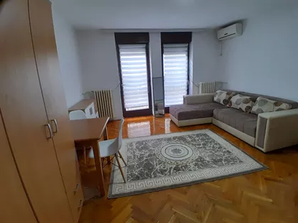 Železnička | 4zida.rs