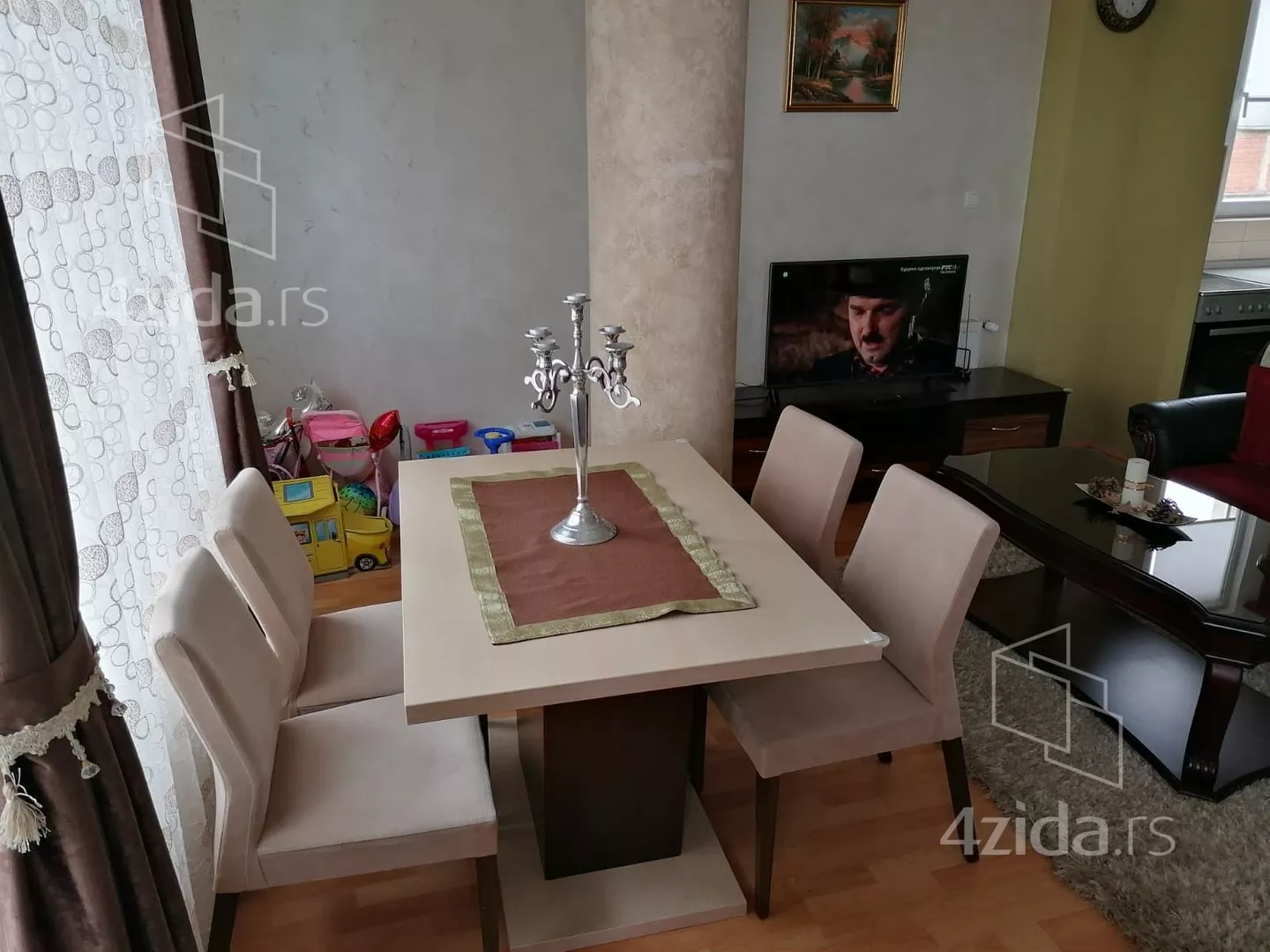 Trosoban stan | 4zida