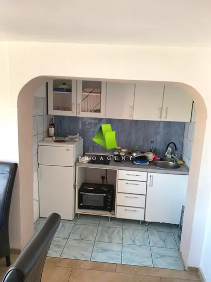 Dom Zdravlja | 4zida.rs