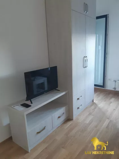 ARANJ JANOŠA | 4zida.rs