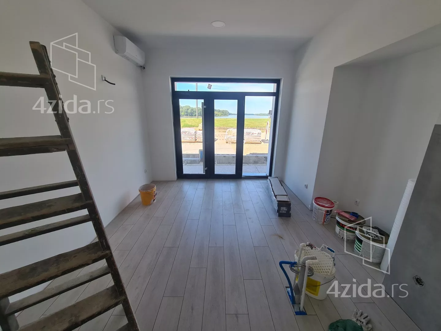 Turistički objekat | 4zida