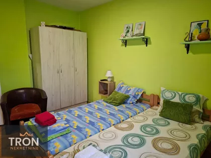 Nemanjina | 4zida.rs