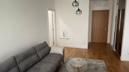 Trešnjinog cveta | 4zida.rs