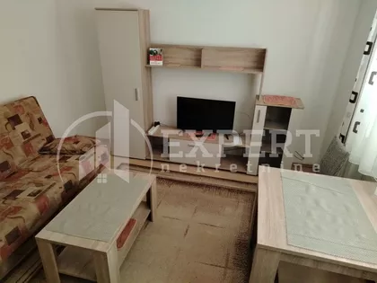 Dr Petra Vučinića | 4zida.rs