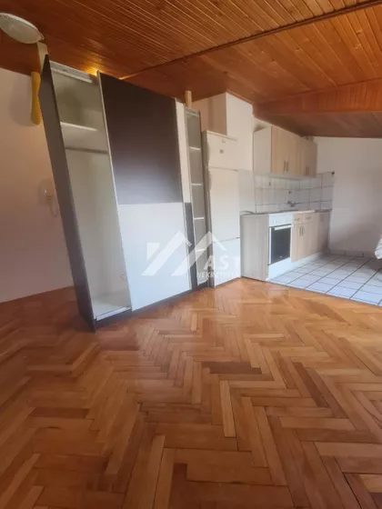 Kaće Dejanović | 4zida.rs