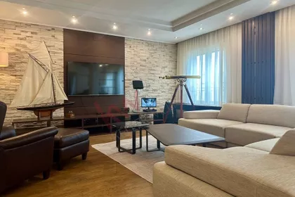 Lazarevićeva | 4zida.rs