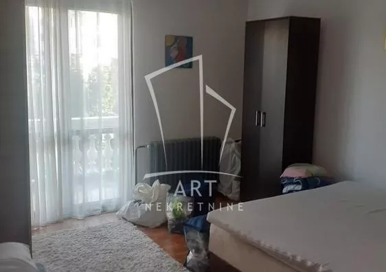 4-etažna kuća | 4zida