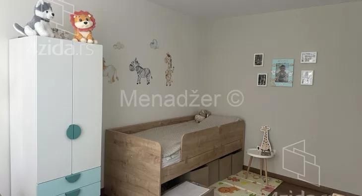 Četvorosoban stan | 4zida