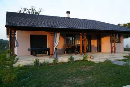 Cane Marjanović | 4zida.rs